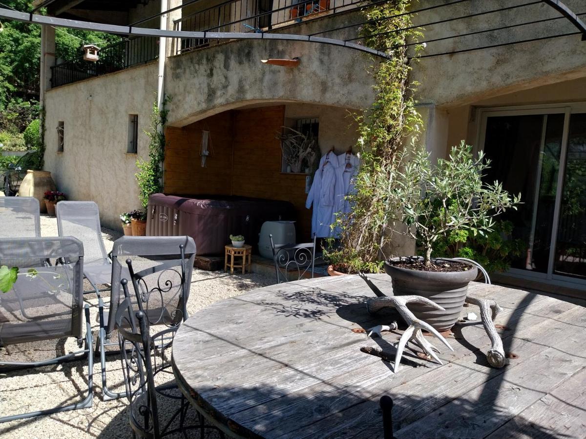 Gite Du Prinas Greolieres Dış mekan fotoğraf